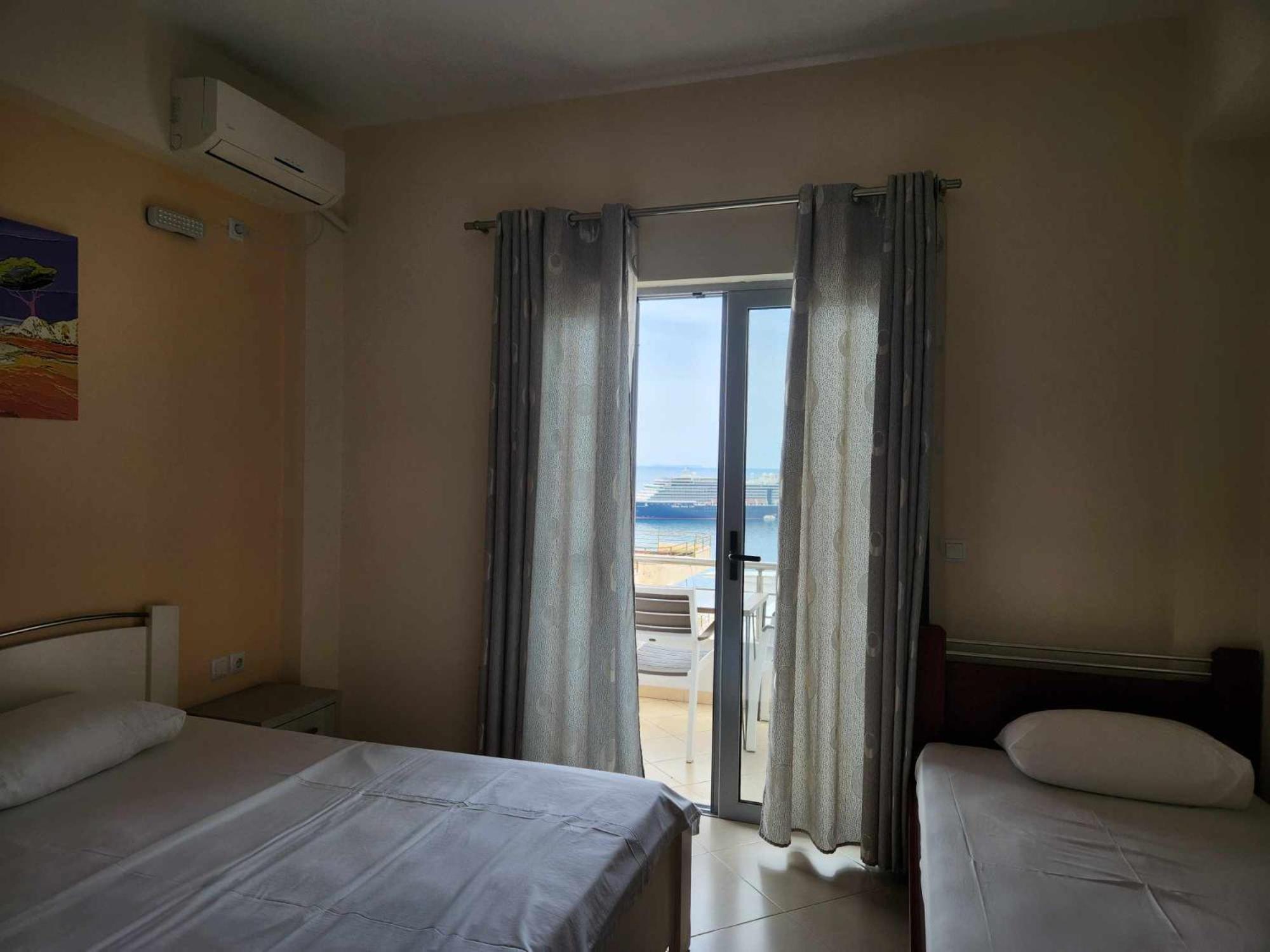 Bill'S Apartments Sarandë Zimmer foto